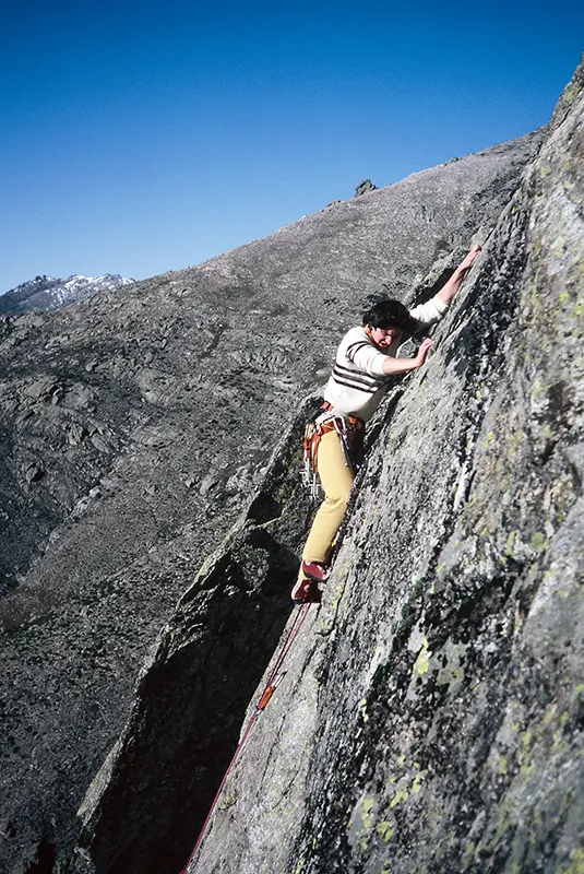 Una de las primeras repeticiones de la vía del Mille, a la Torre de Villarejo, 1983.